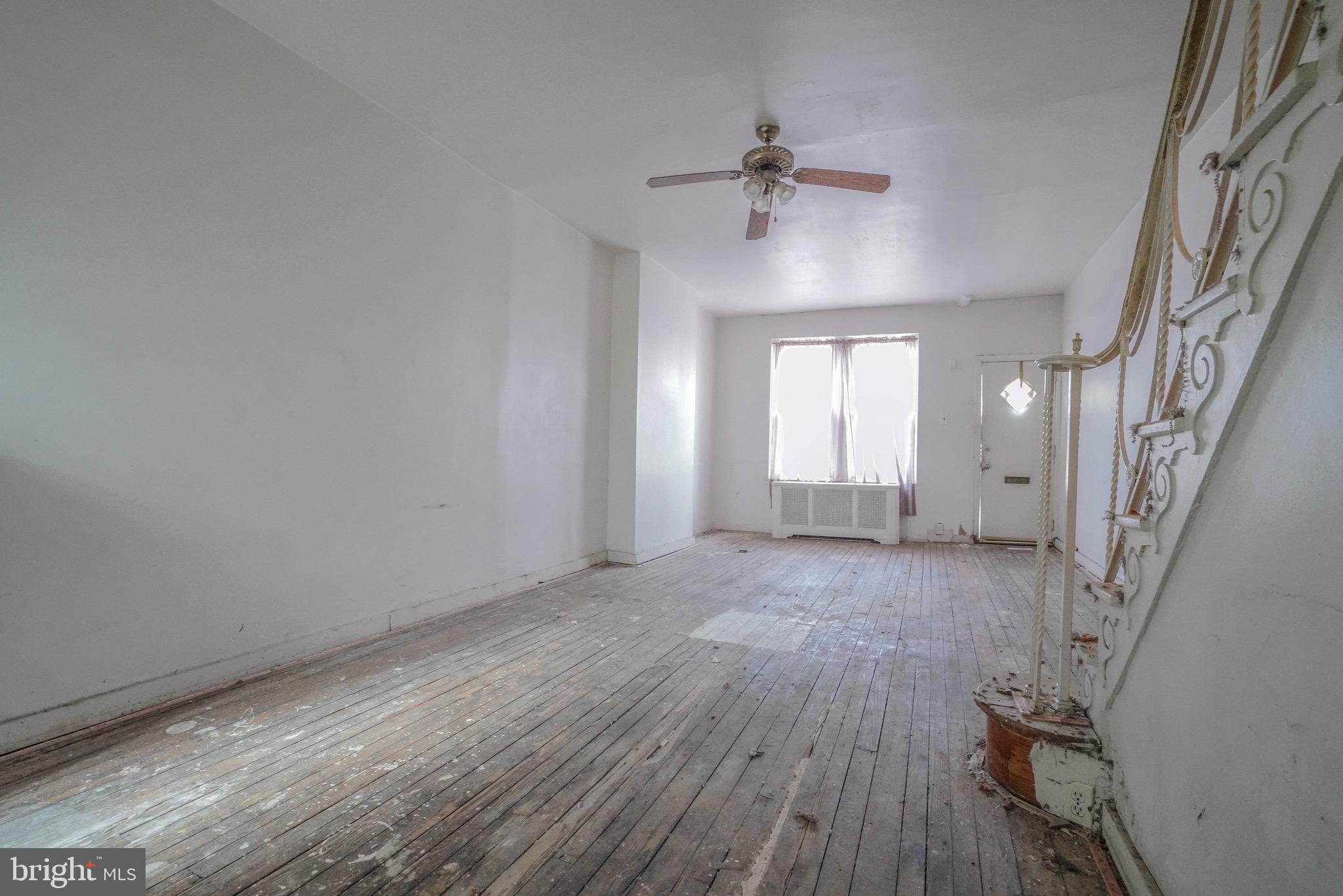 PORT RICHMOND - Residential