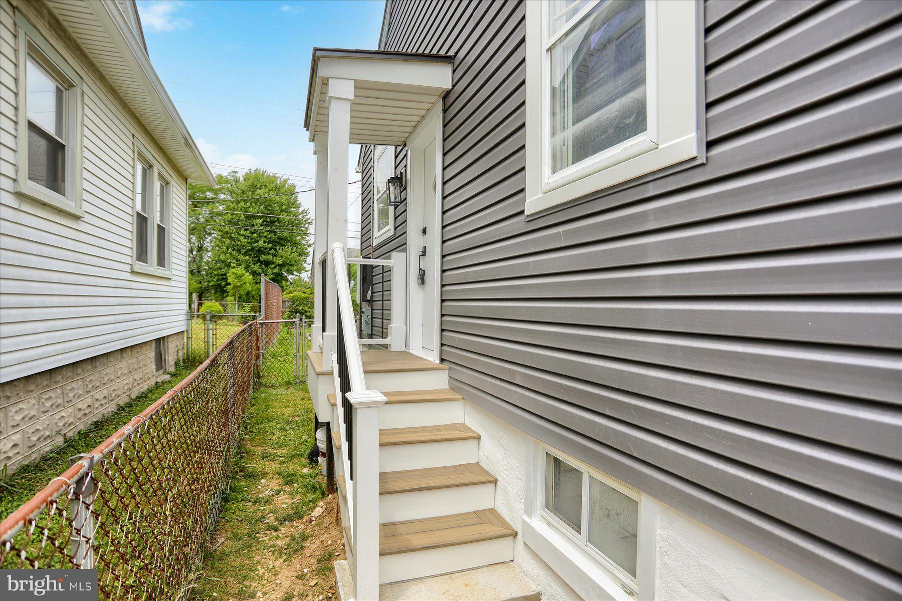 24 LINCOLN AVENUE