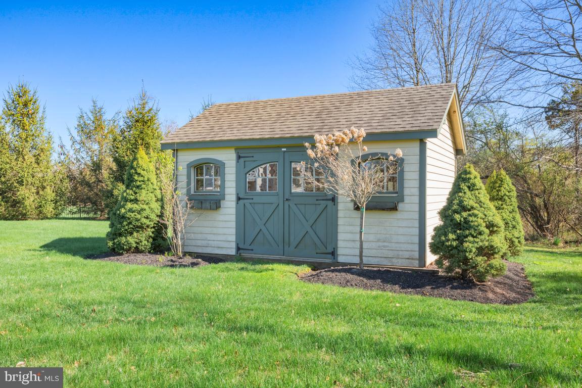 ASHBOURNE ESTATES - Residential