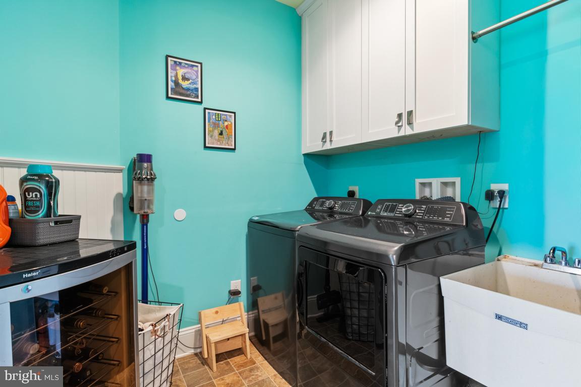 ASHBOURNE ESTATES - Residential