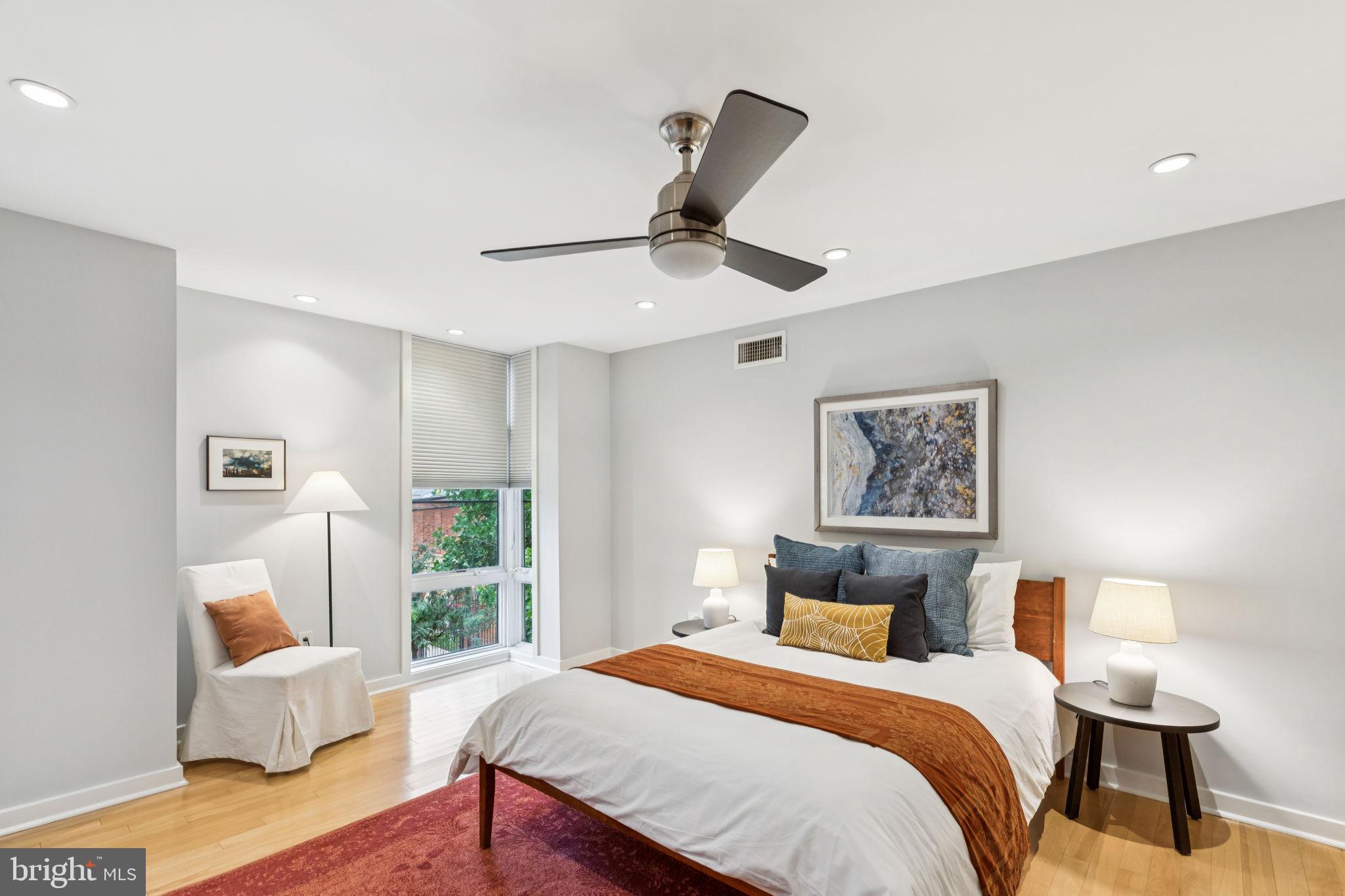 GRADUATE HOSPITAL - Residential