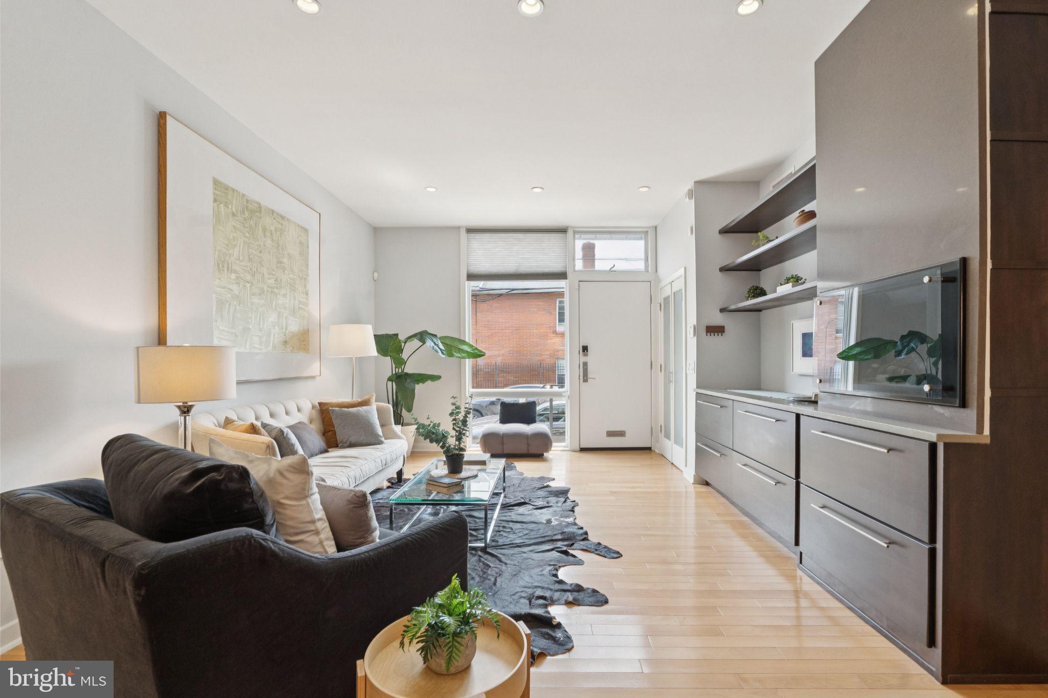 GRADUATE HOSPITAL - Residential