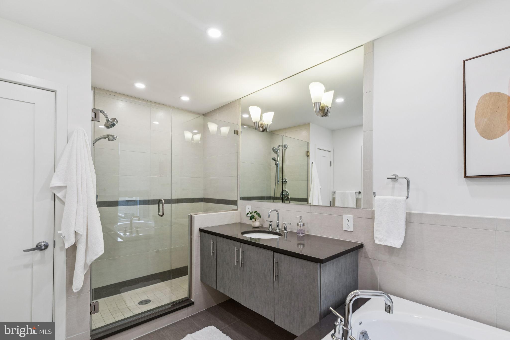 GRADUATE HOSPITAL - Residential