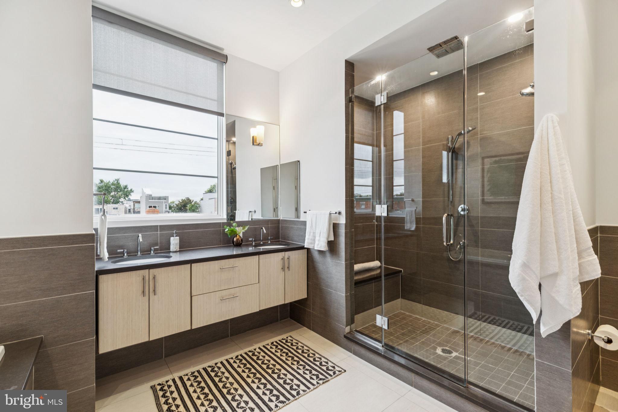 GRADUATE HOSPITAL - Residential