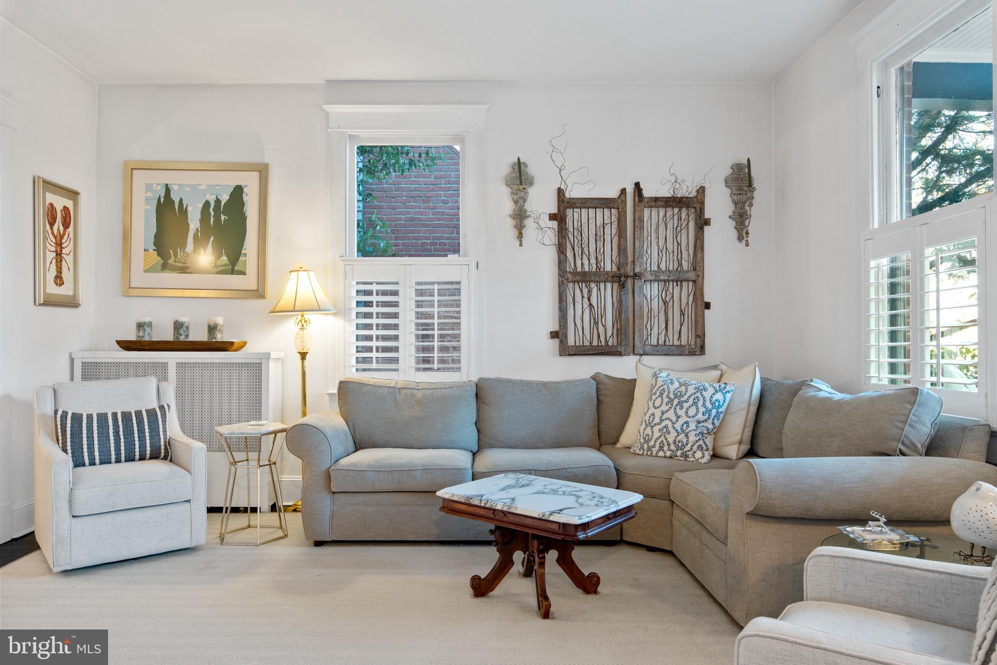 MURRAY HILL - Residential