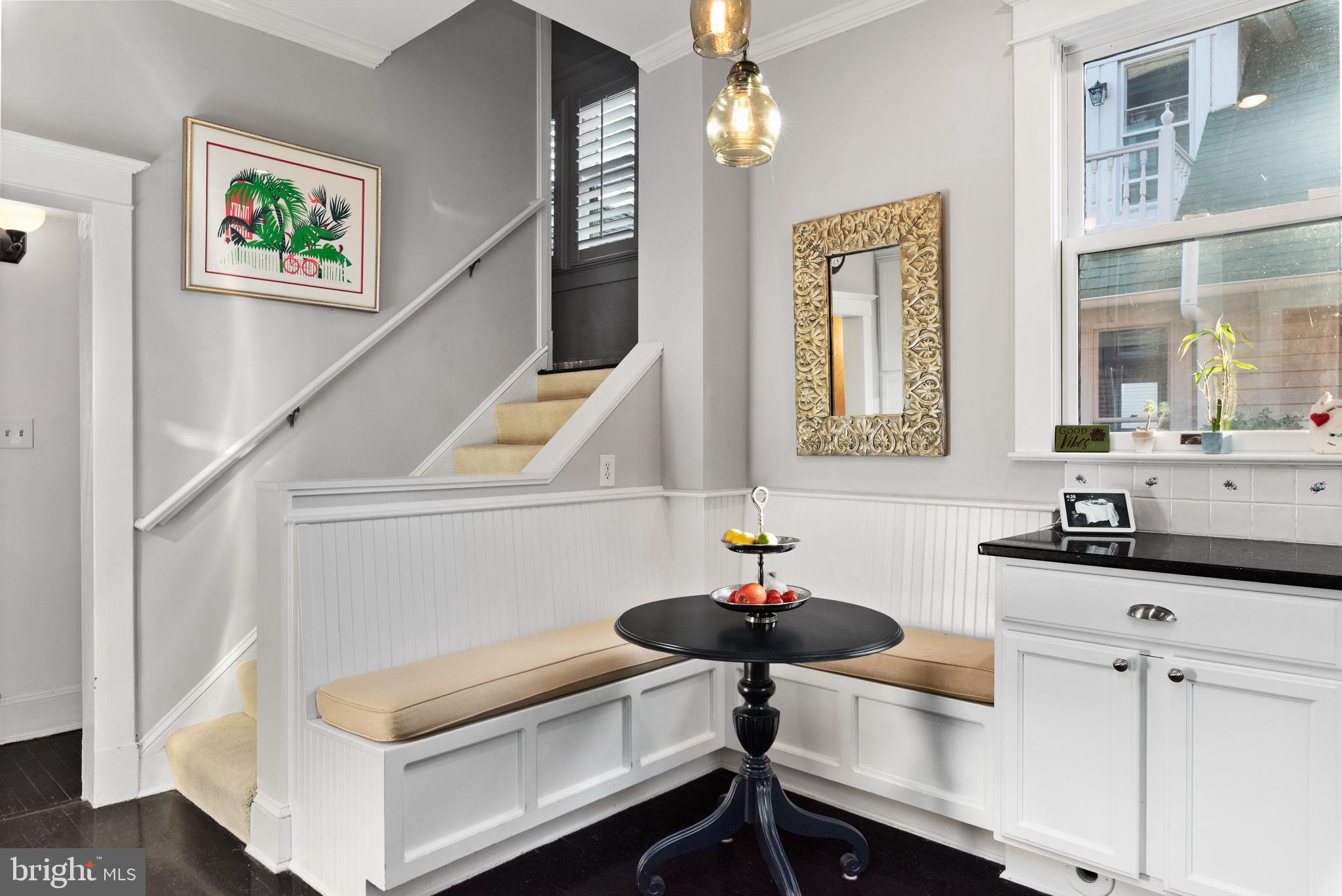 MURRAY HILL - Residential