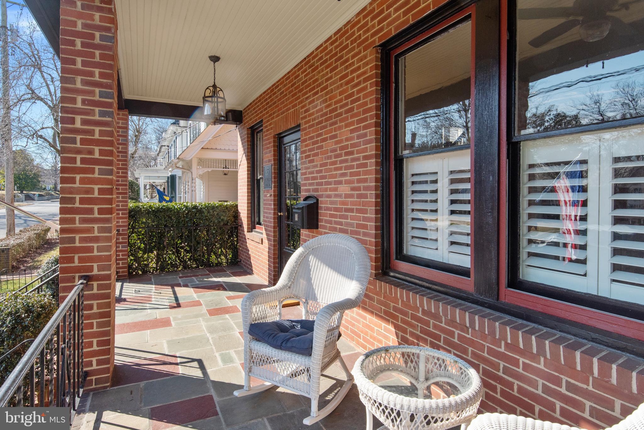 MURRAY HILL - Residential