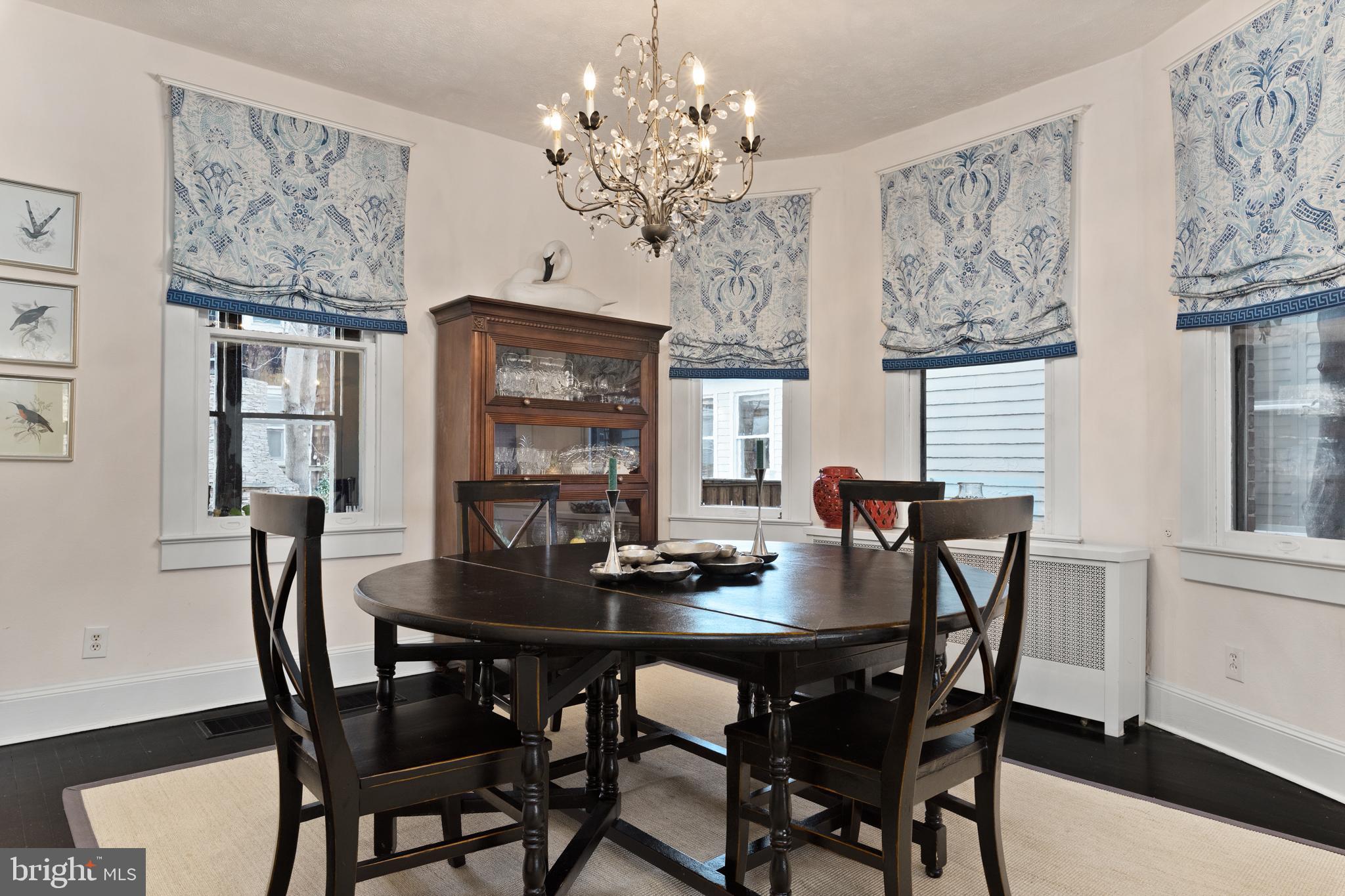 MURRAY HILL - Residential