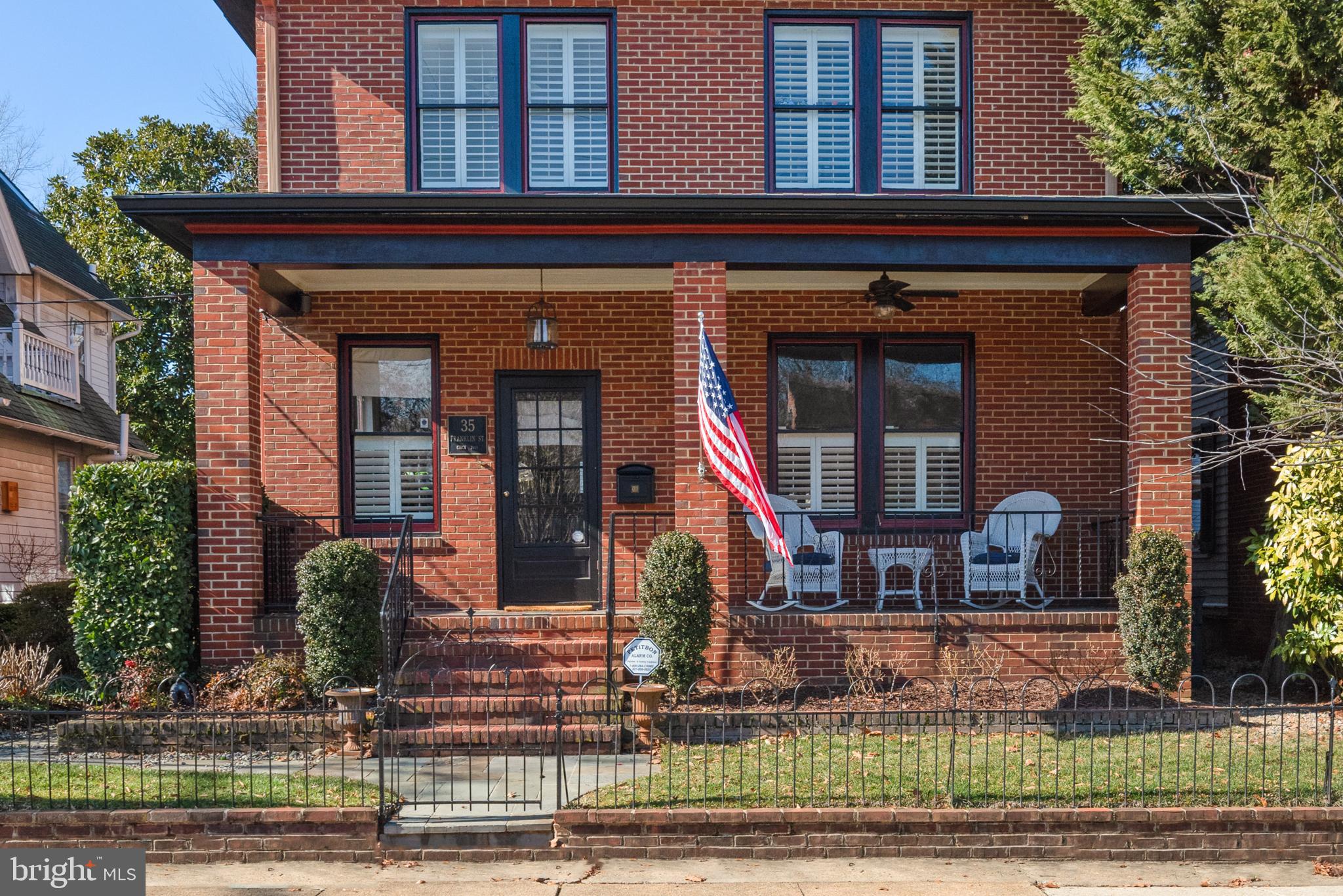 MURRAY HILL - Residential