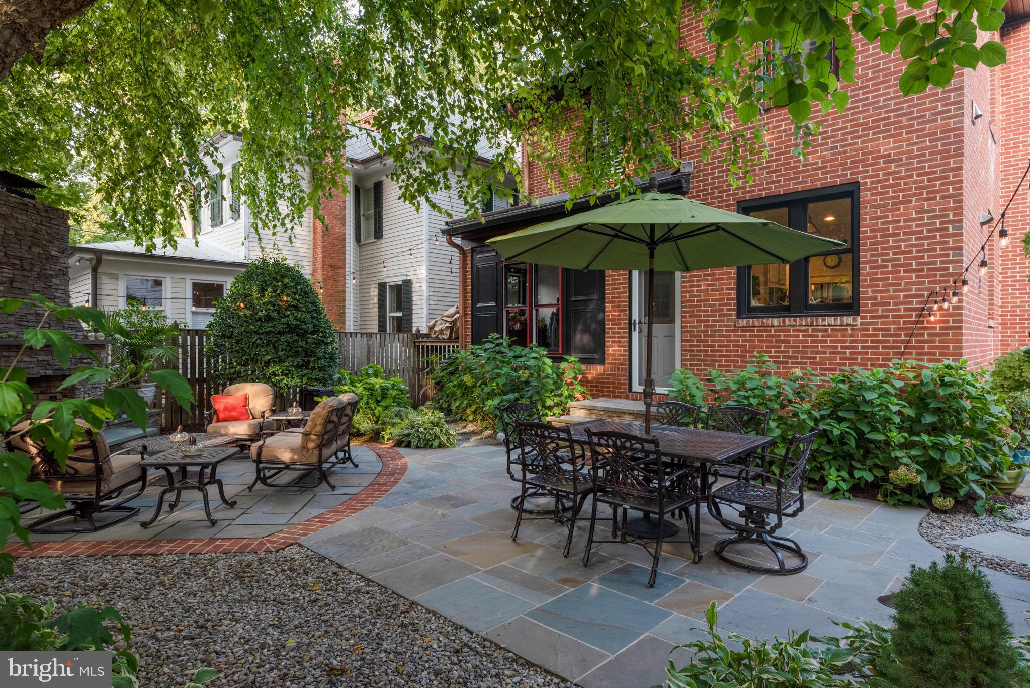 MURRAY HILL - Residential