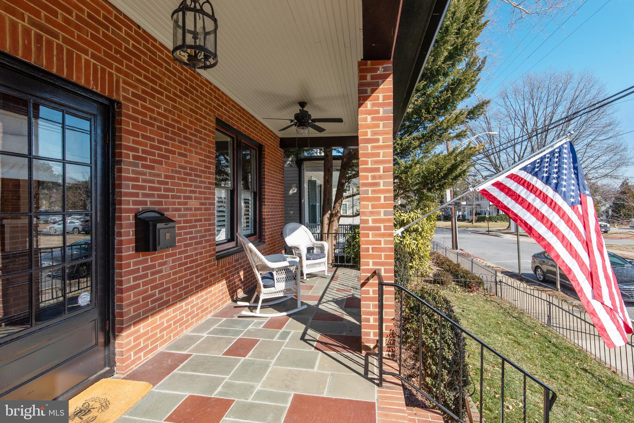 MURRAY HILL - Residential