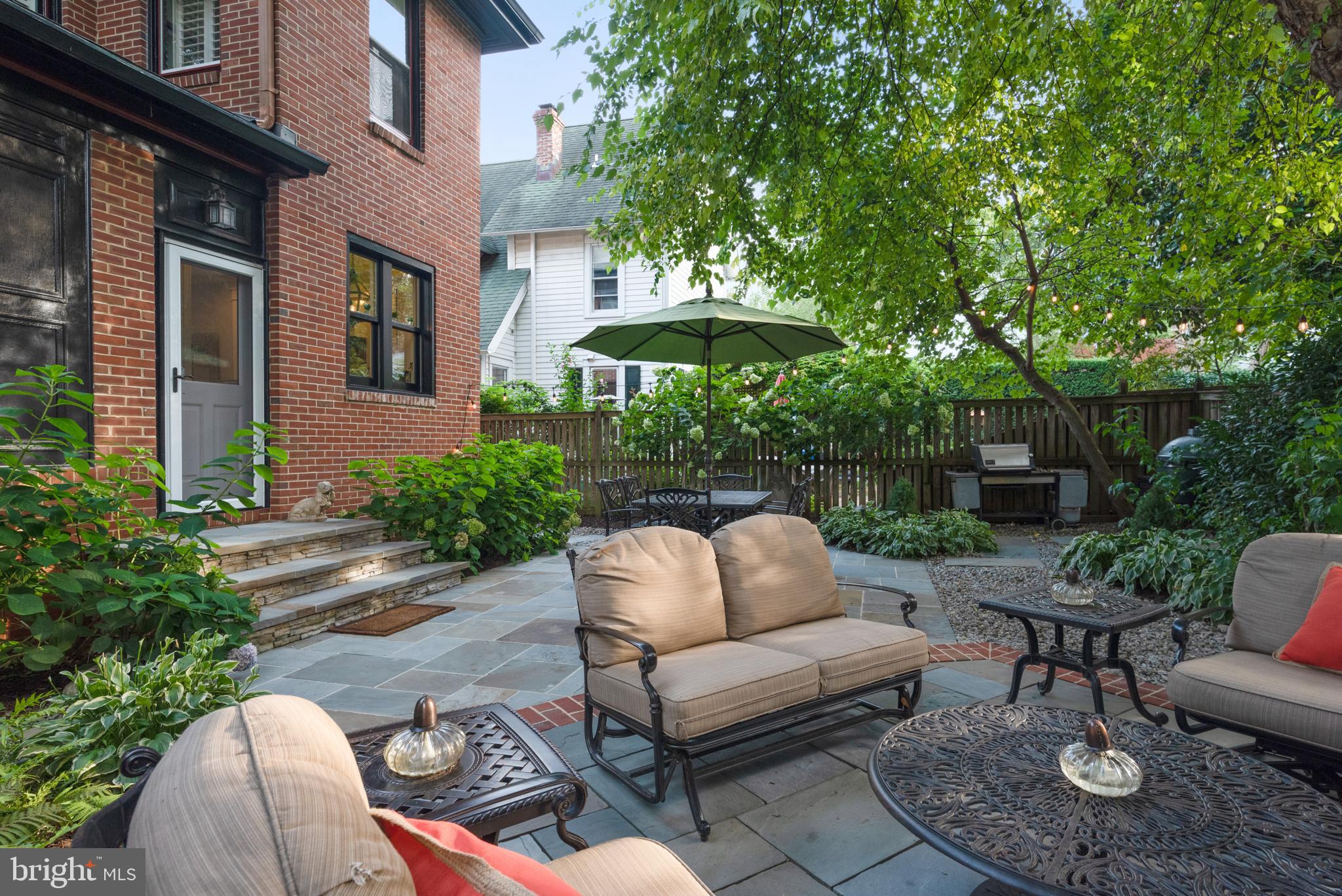 MURRAY HILL - Residential