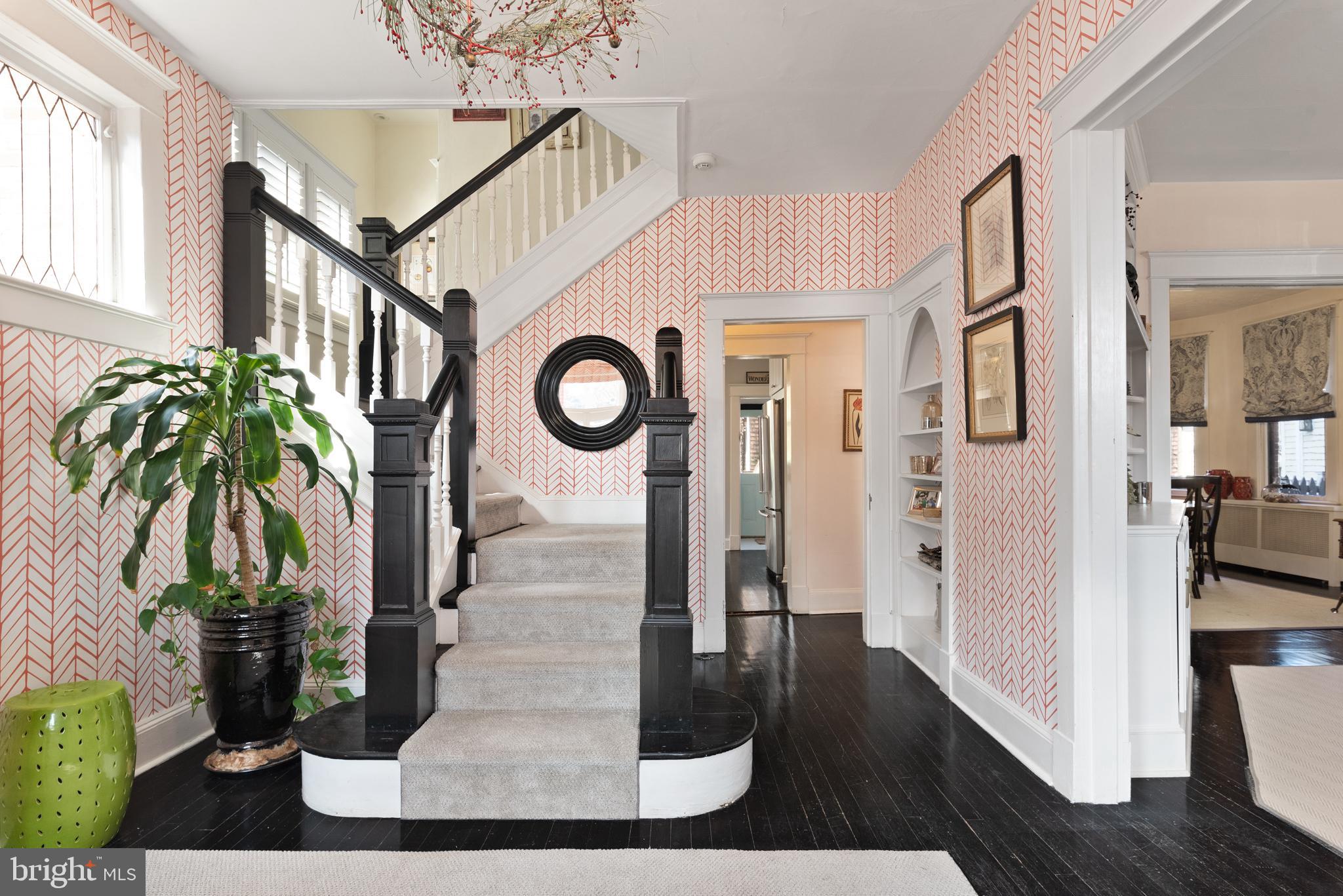 MURRAY HILL - Residential