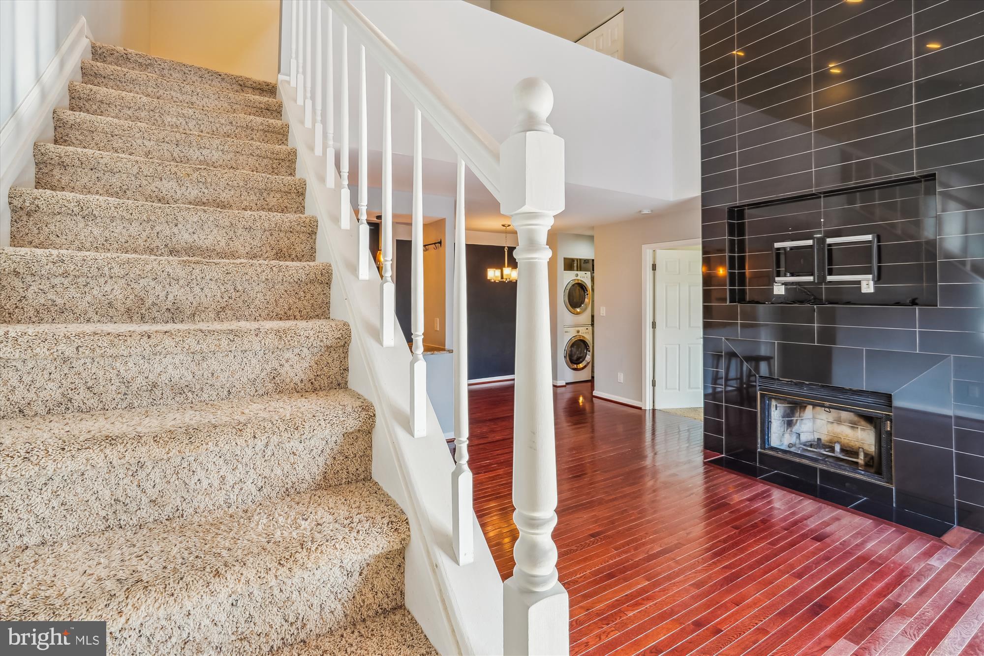 CHRISTOPHER COURT - Residential