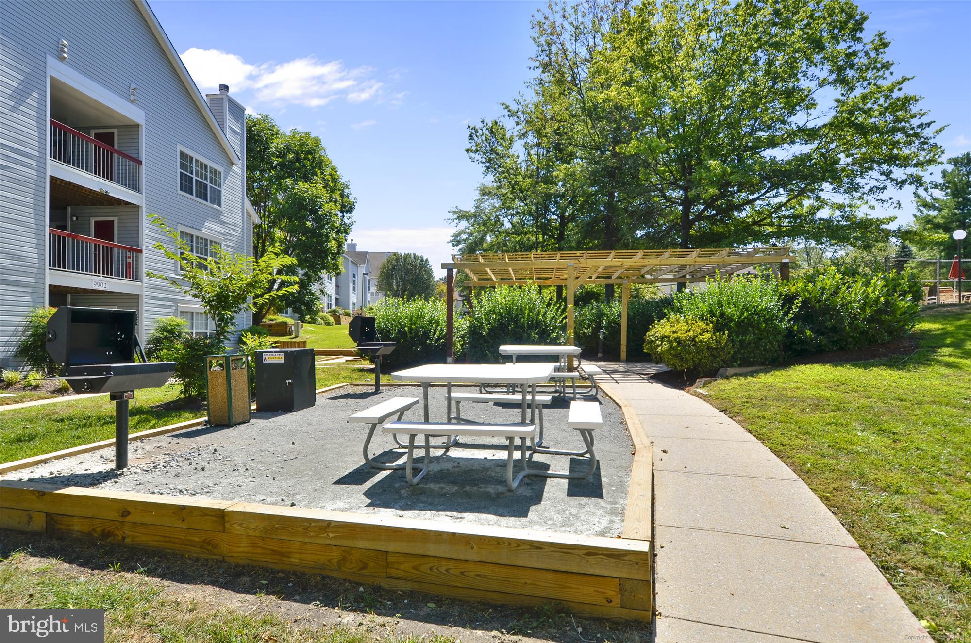 CHRISTOPHER COURT - Residential