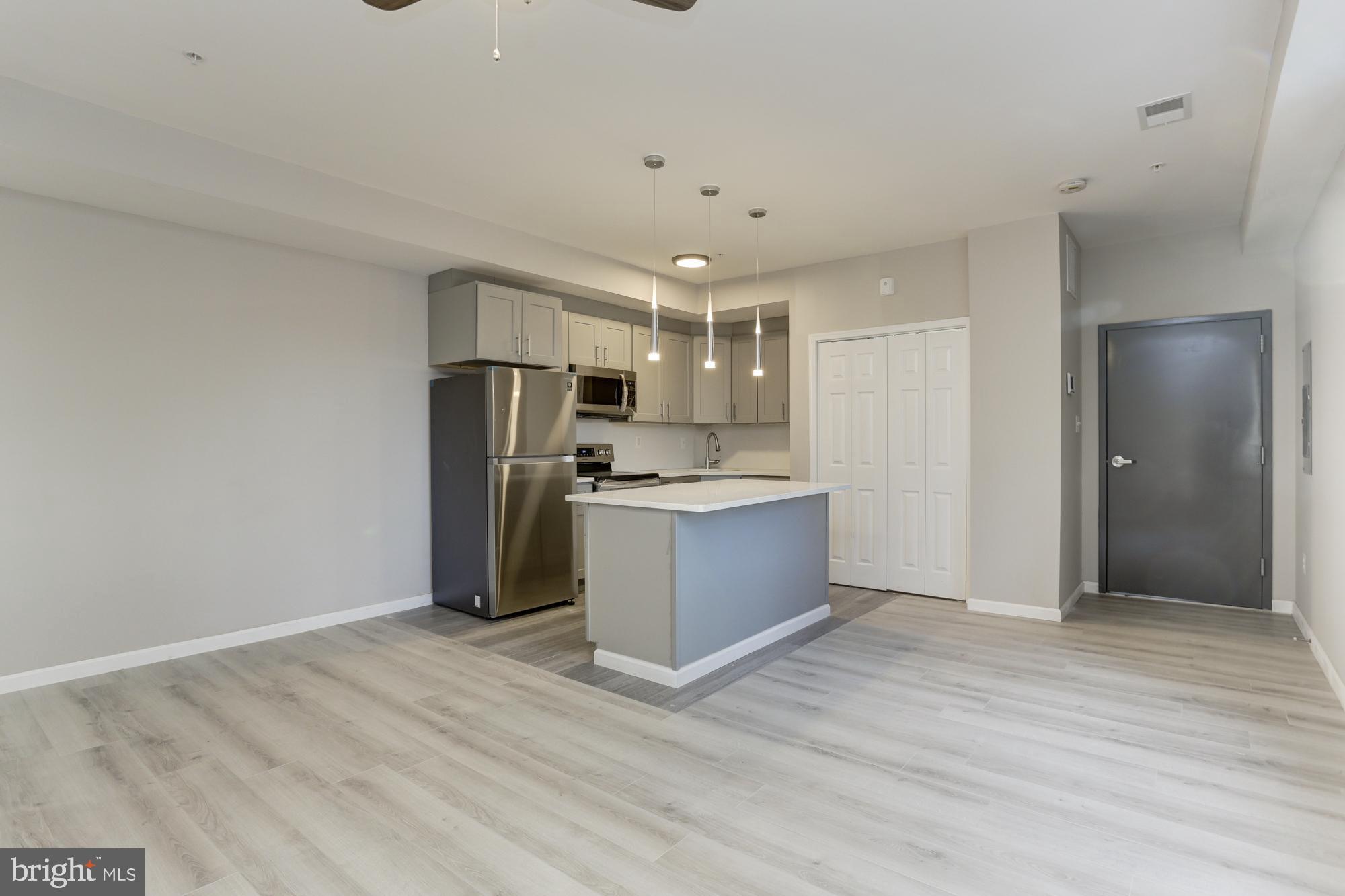 400 HIGHLAND AVENUE 301
