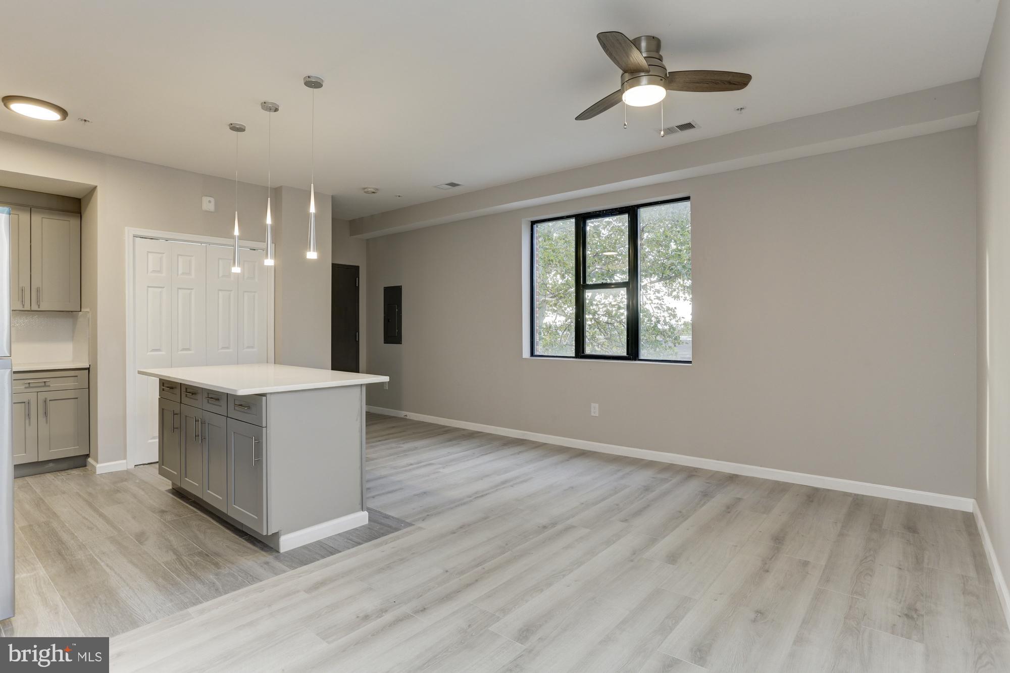 HIGHLANDTOWN - Residential Lease