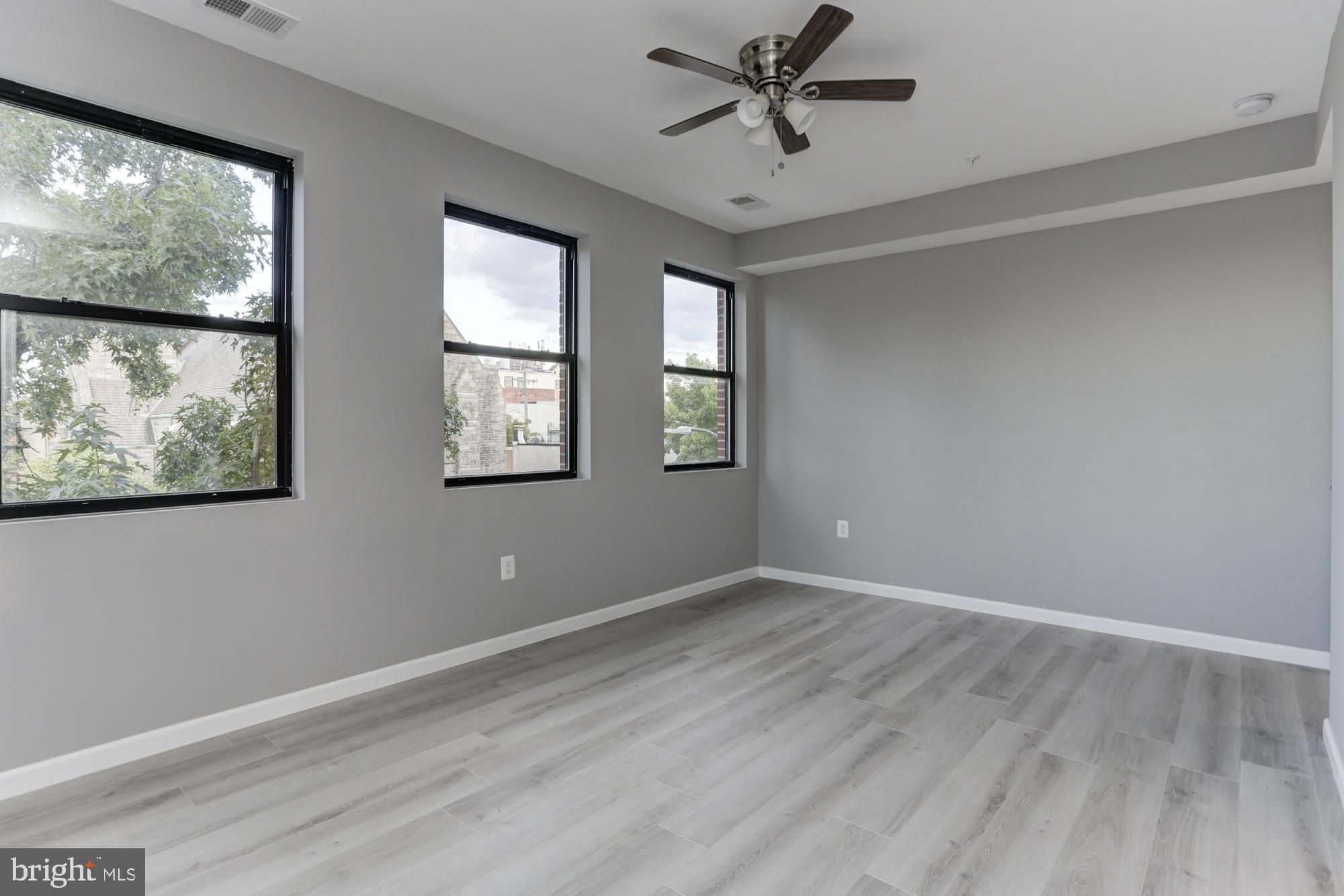 HIGHLANDTOWN - Residential Lease