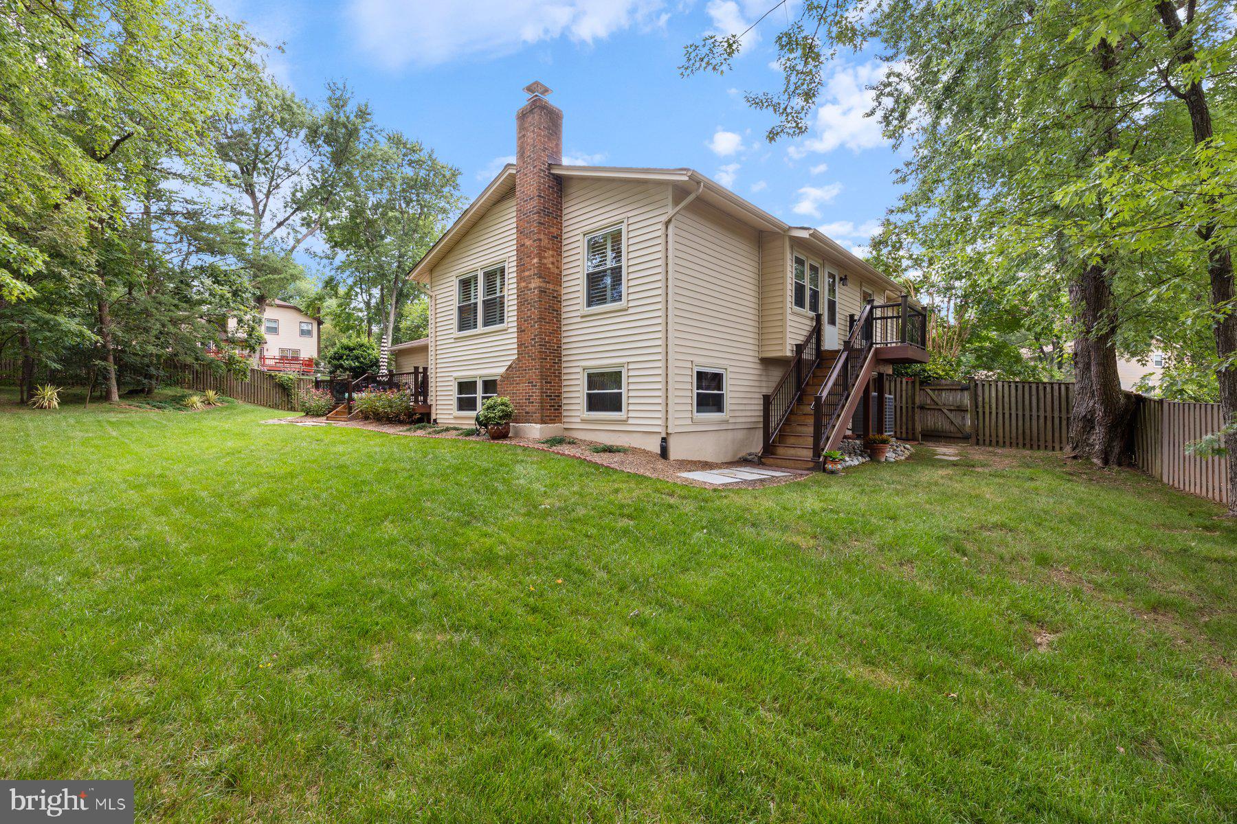 ROLLING VALLEY - Residential