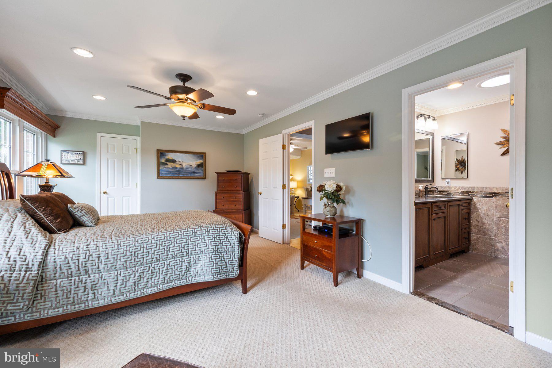 ROLLING VALLEY - Residential