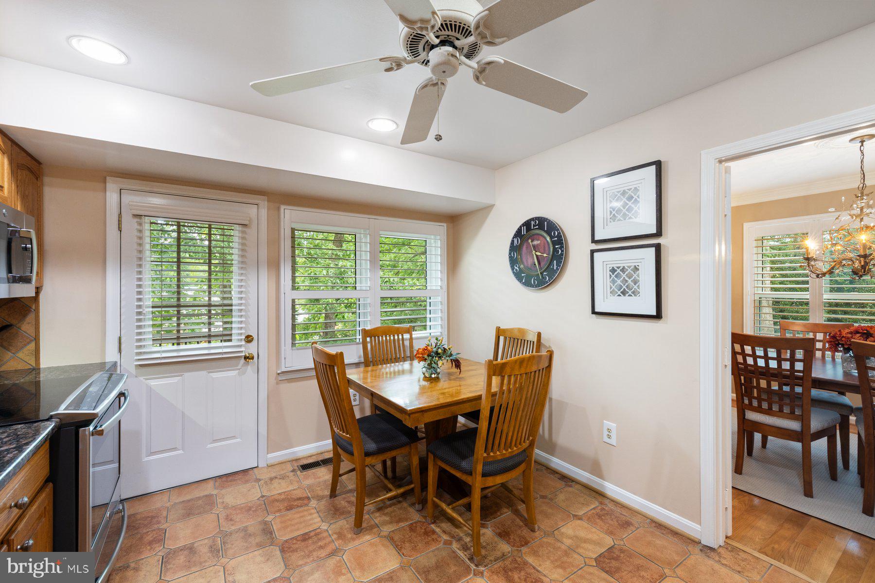 ROLLING VALLEY - Residential