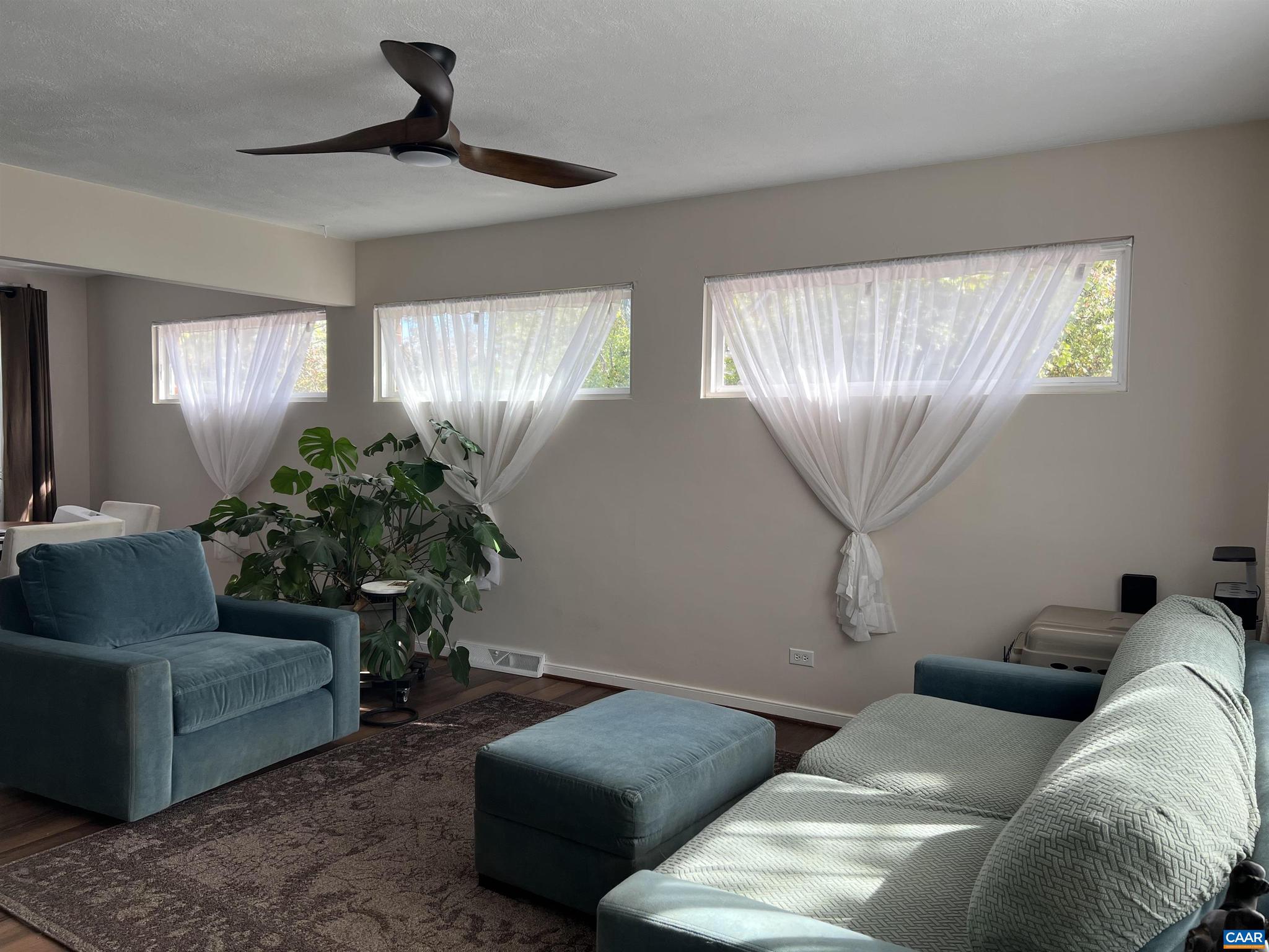 LOCUST GROVE - Residential Lease