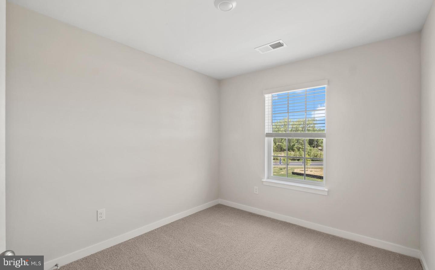 SPRING HILLS - Residential Lease