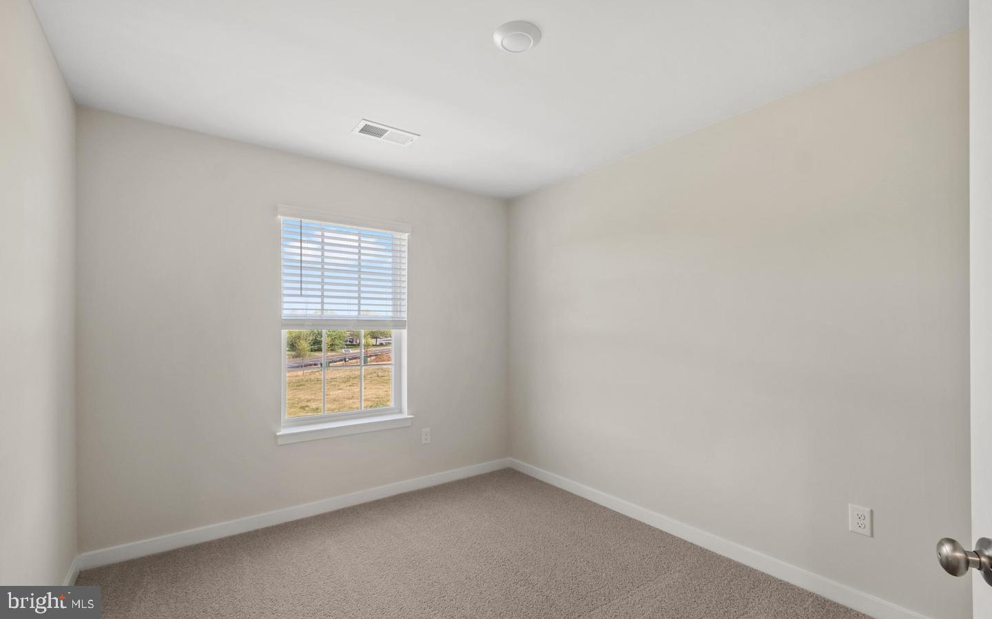 SPRING HILLS - Residential Lease