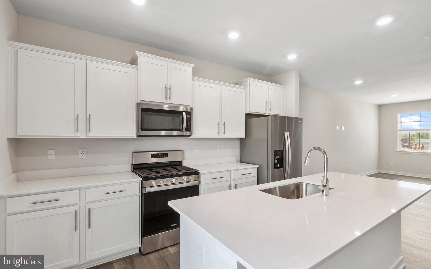 SPRING HILLS - Residential Lease