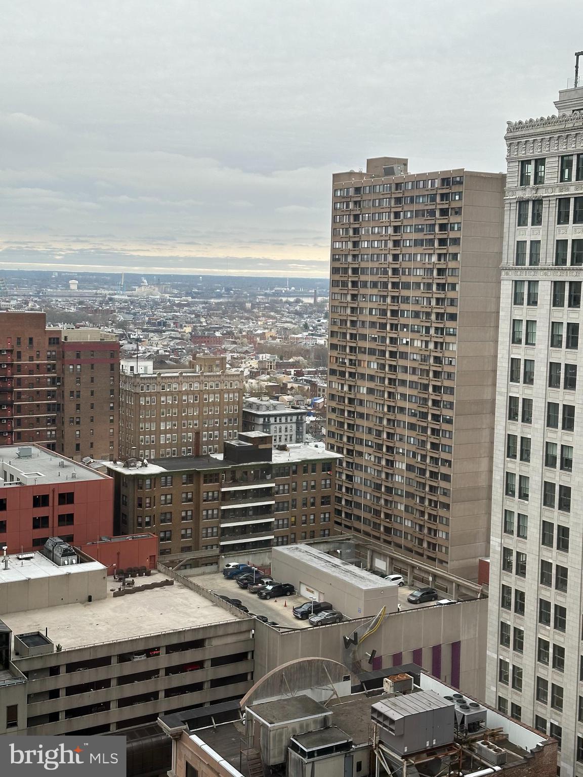 AVENUE OF THE ARTS - Residential Lease