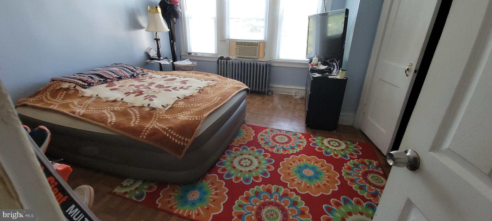 LAWNCREST - Residential Income