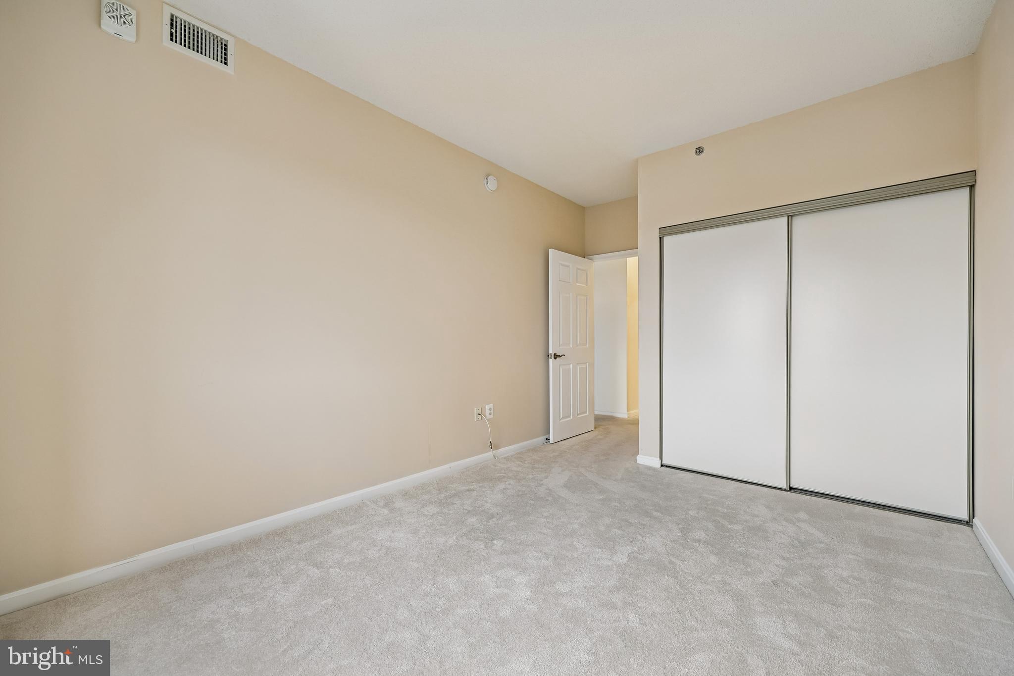 LEISURE WORLD - Residential