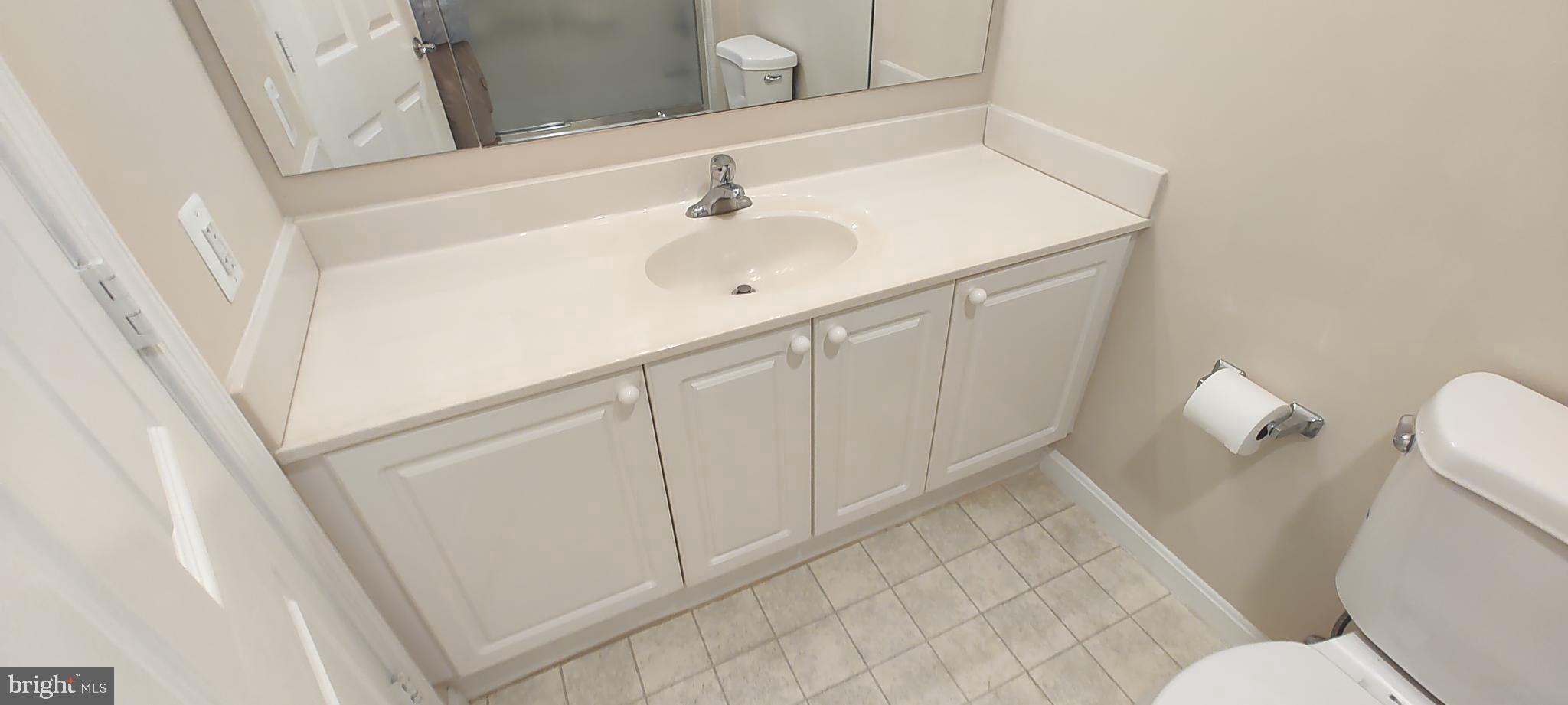 LEISURE WORLD - Residential