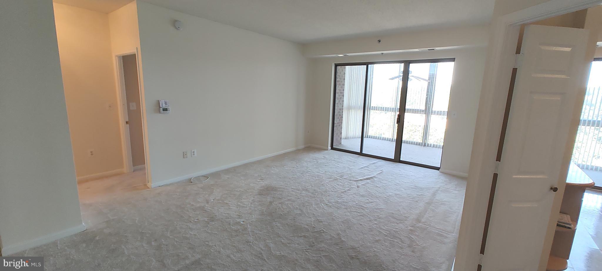 LEISURE WORLD - Residential