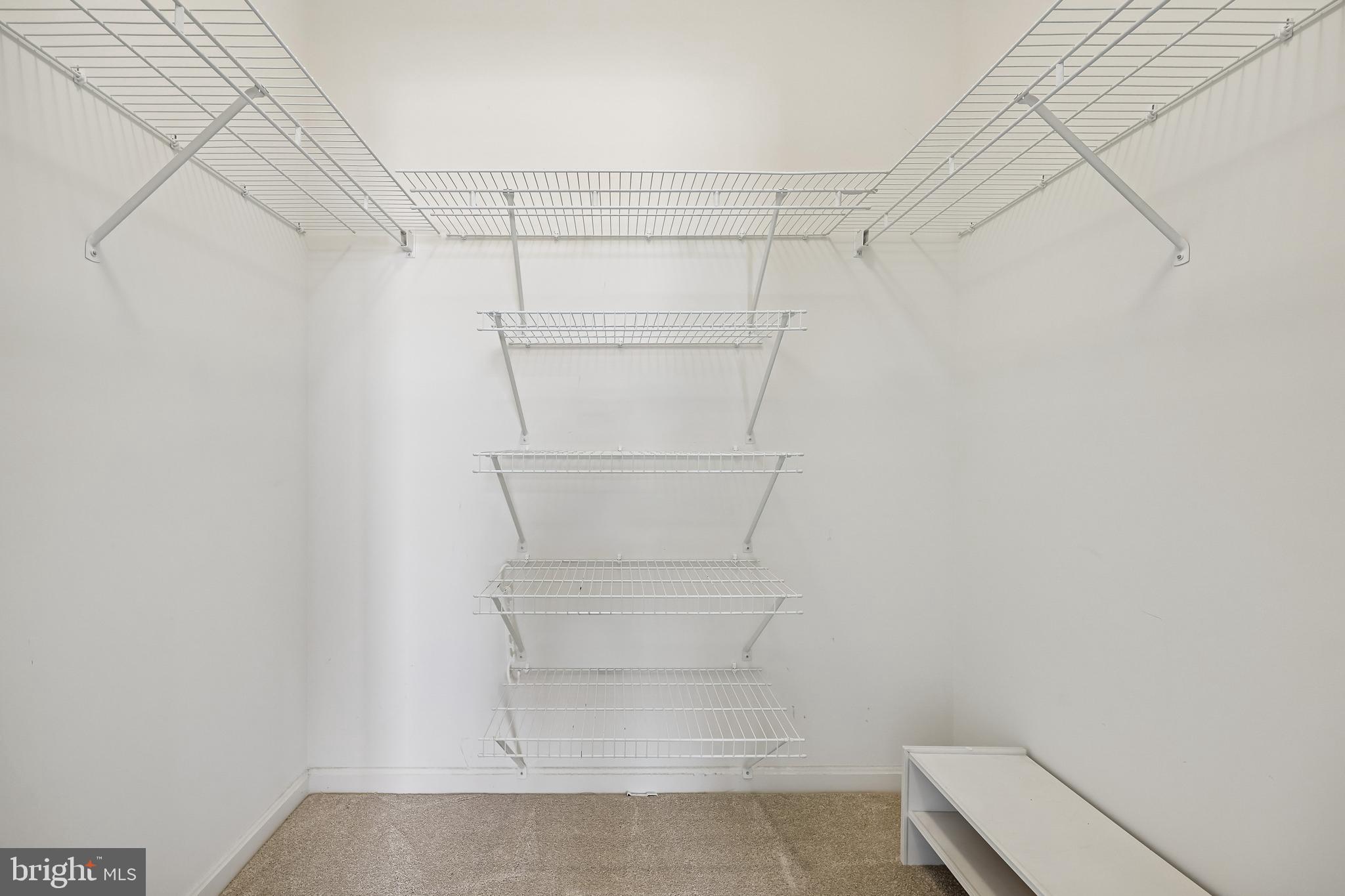 LEISURE WORLD - Residential