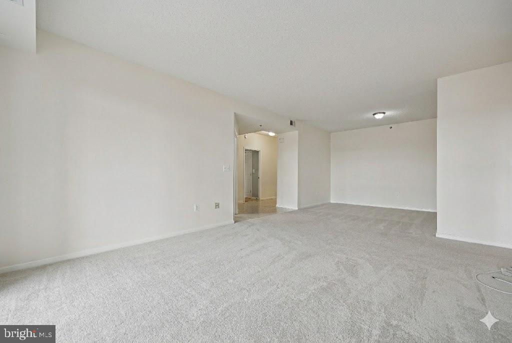 LEISURE WORLD - Residential