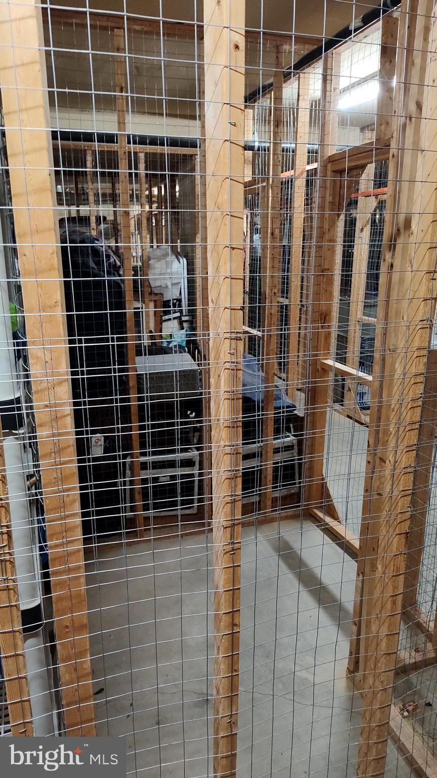 LEISURE WORLD - Residential