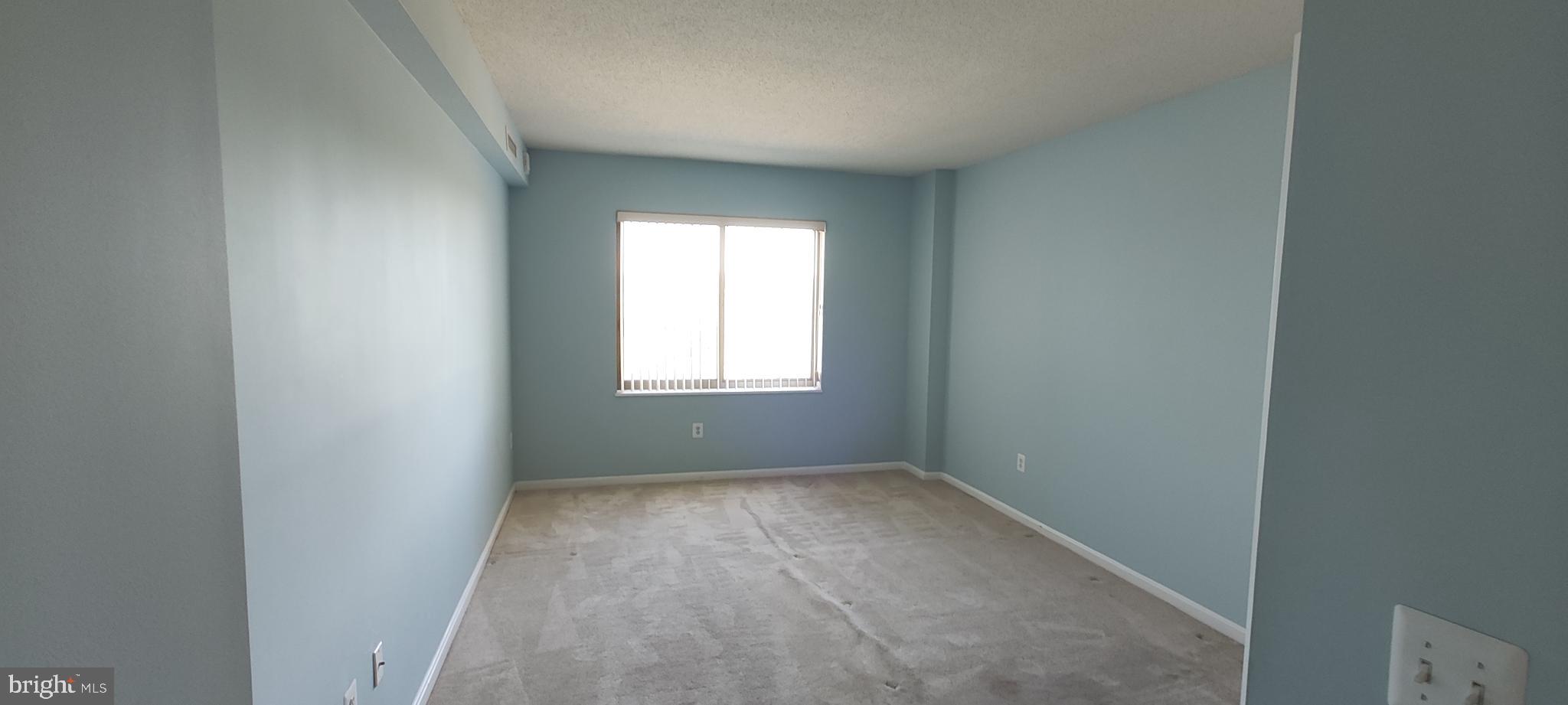 LEISURE WORLD - Residential