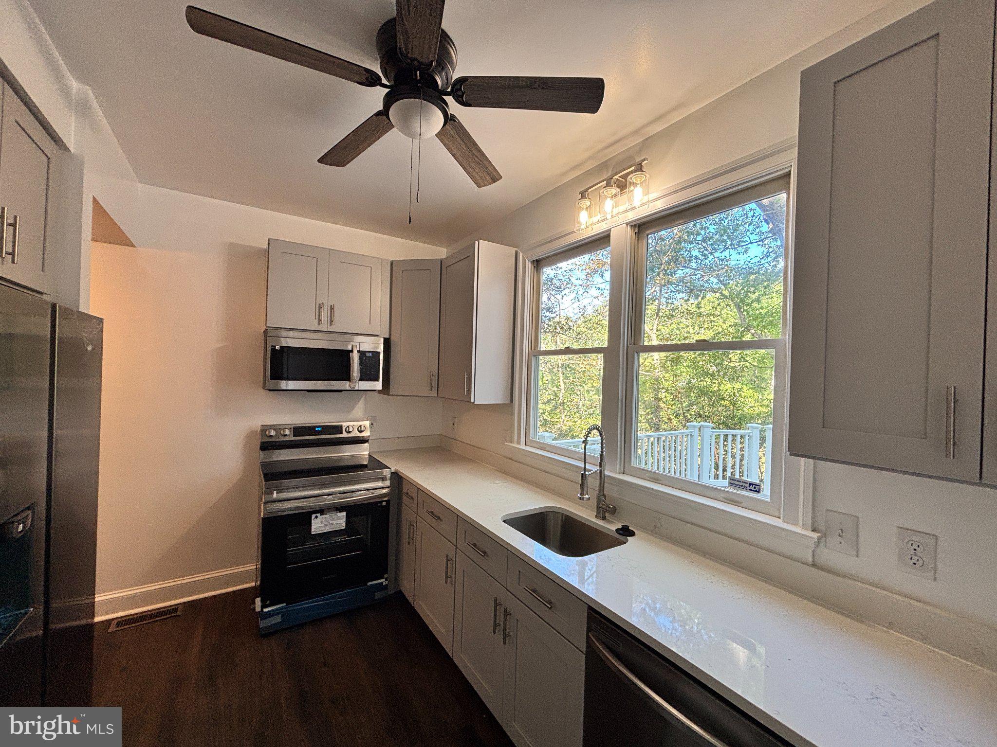 235 OAK POINT DRIVE