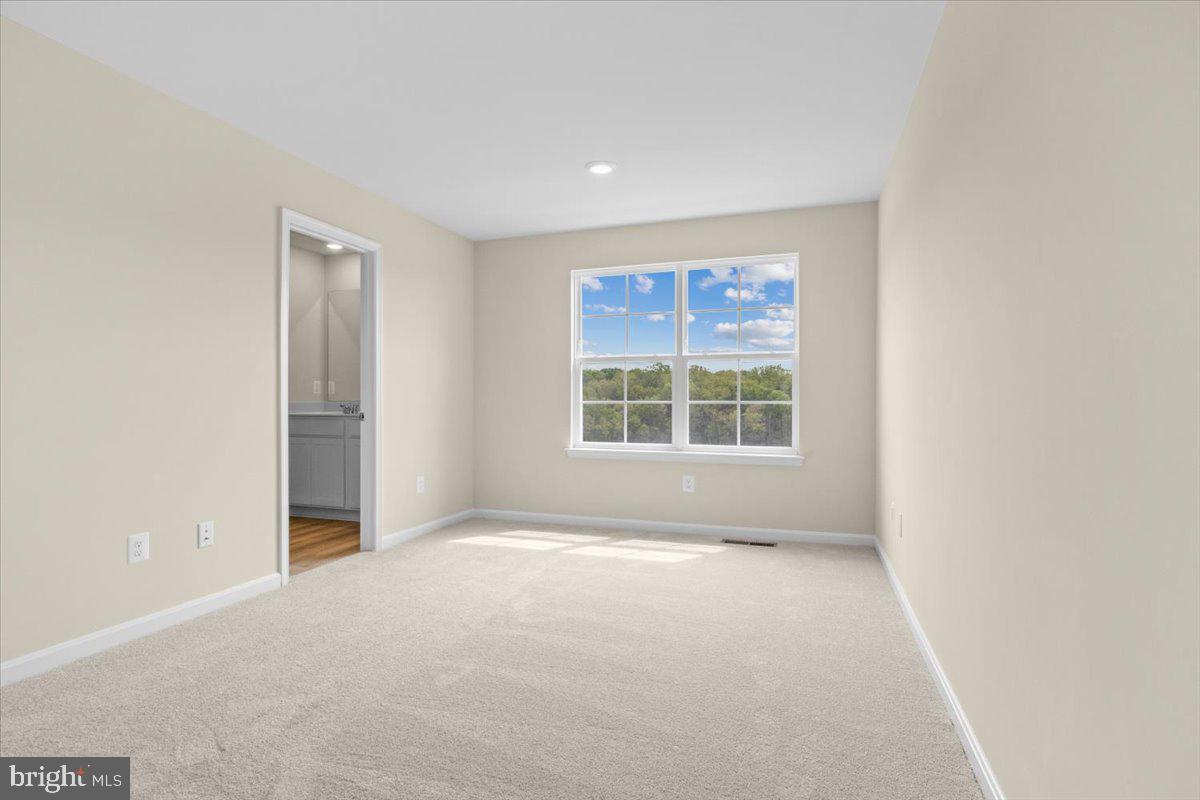 SENSENY VILLAGE - Residential Lease