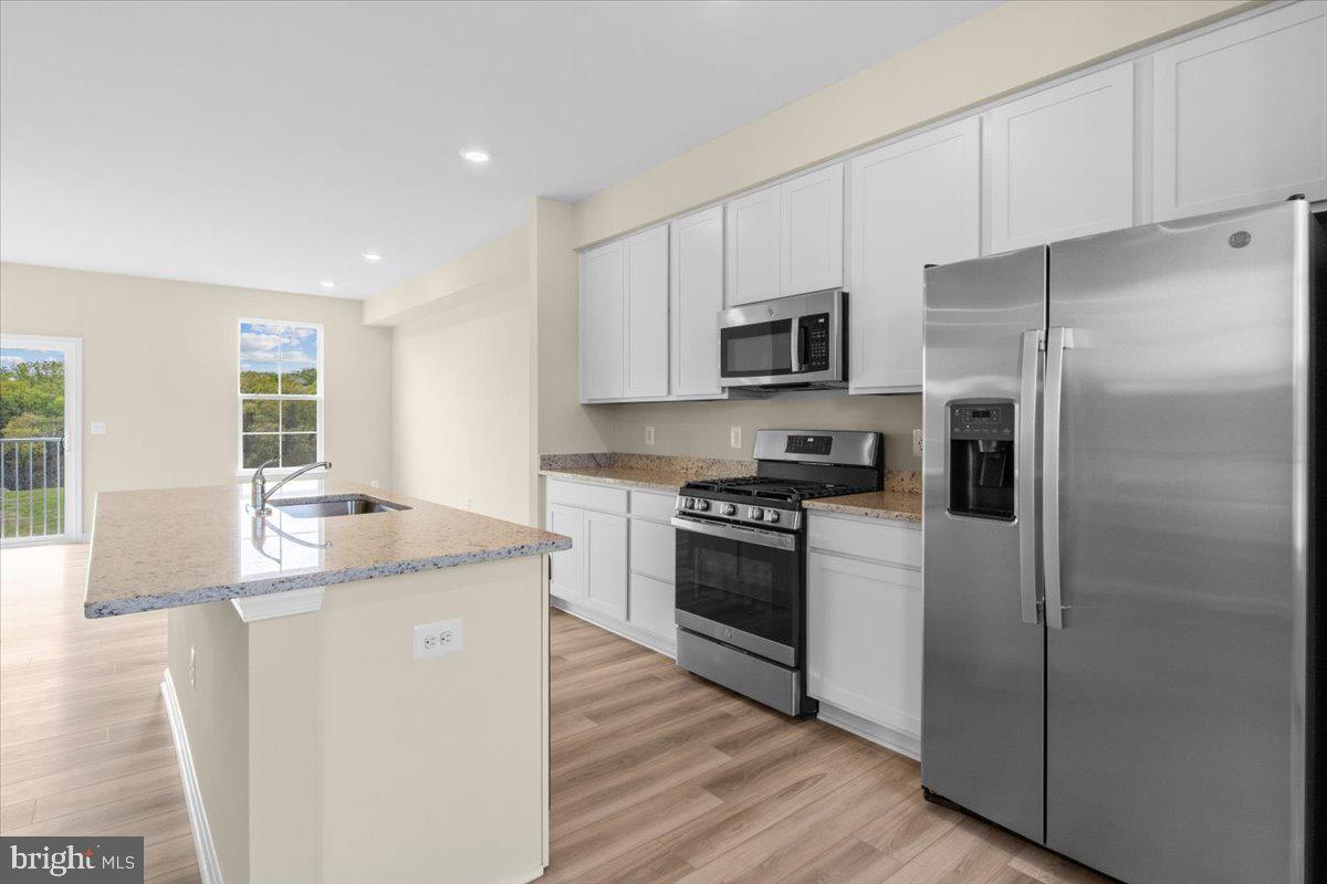 SENSENY VILLAGE - Residential Lease