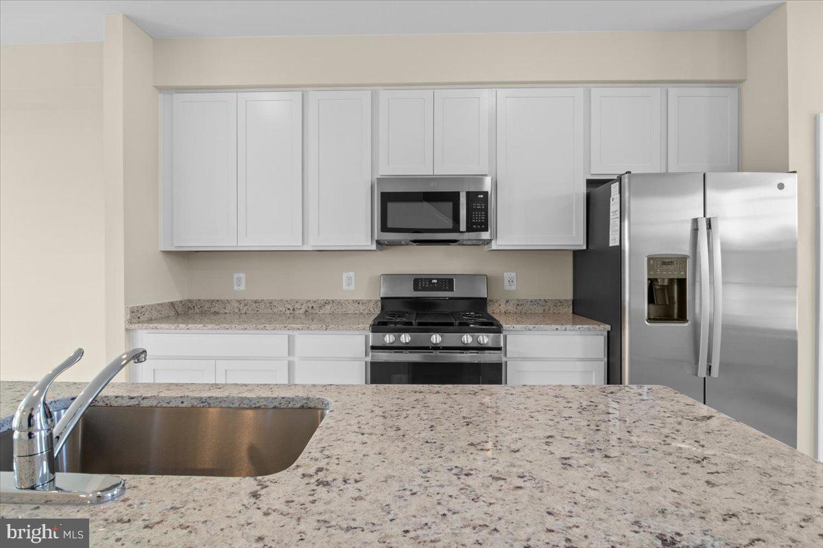 SENSENY VILLAGE - Residential Lease