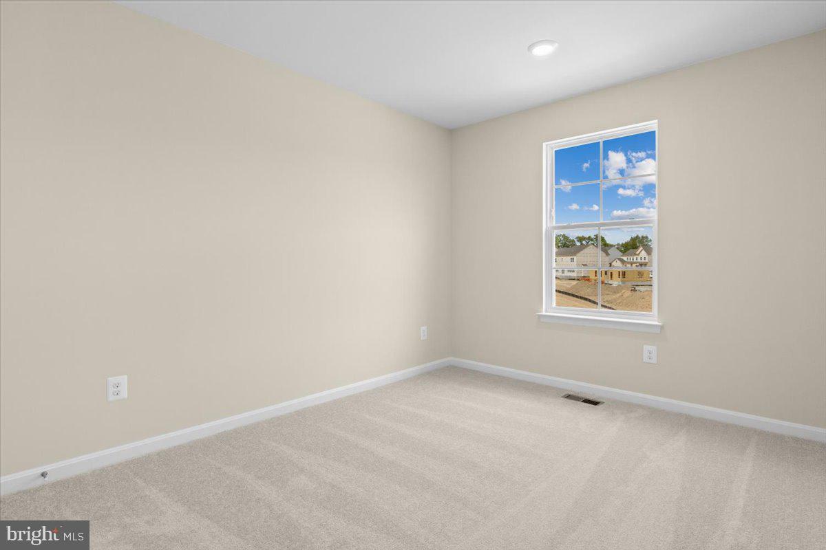 SENSENY VILLAGE - Residential Lease