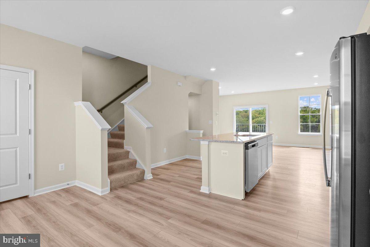 SENSENY VILLAGE - Residential Lease