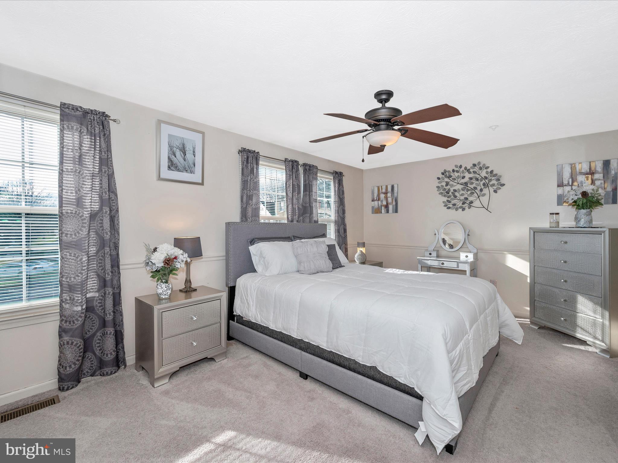 OVERLOOK - Residential