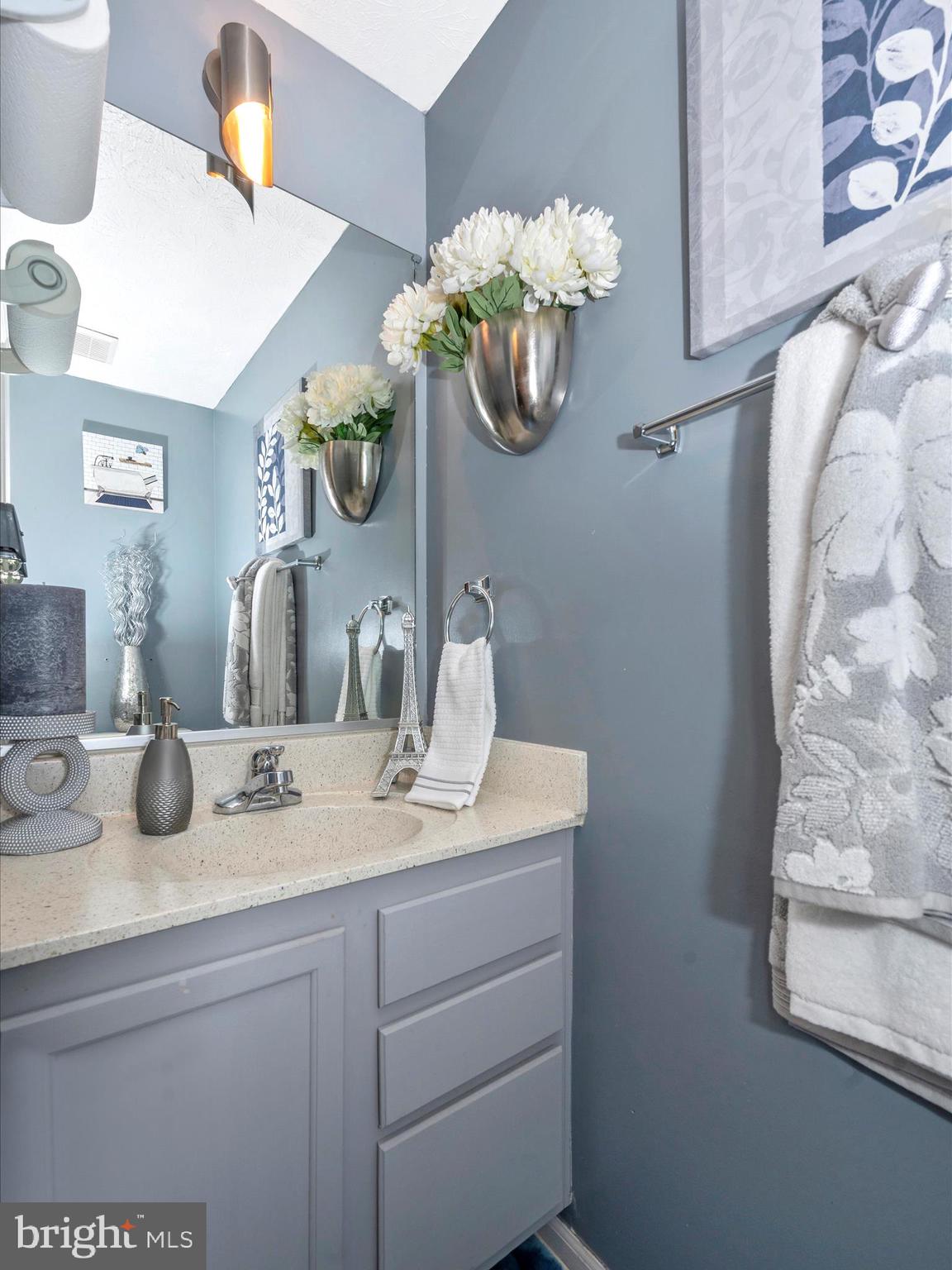 OVERLOOK - Residential