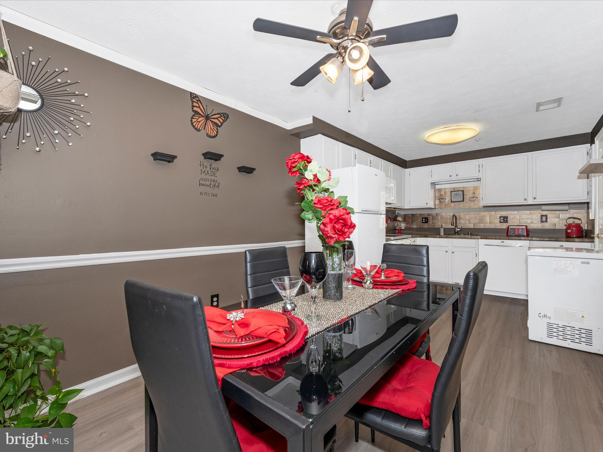 OVERLOOK - Residential