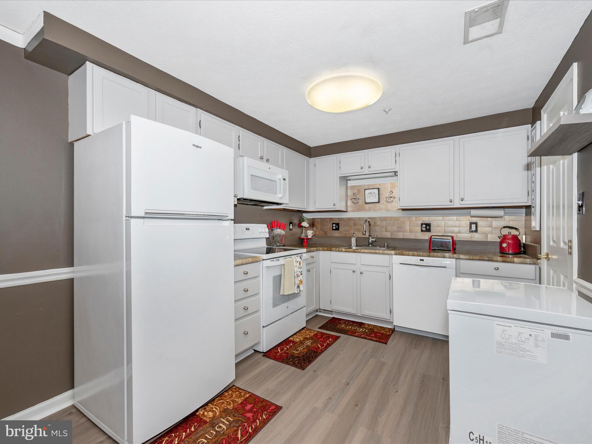 OVERLOOK - Residential