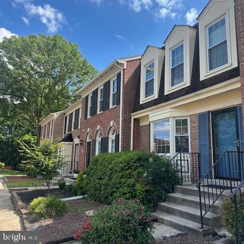 6125 SUMMER PARK LANE