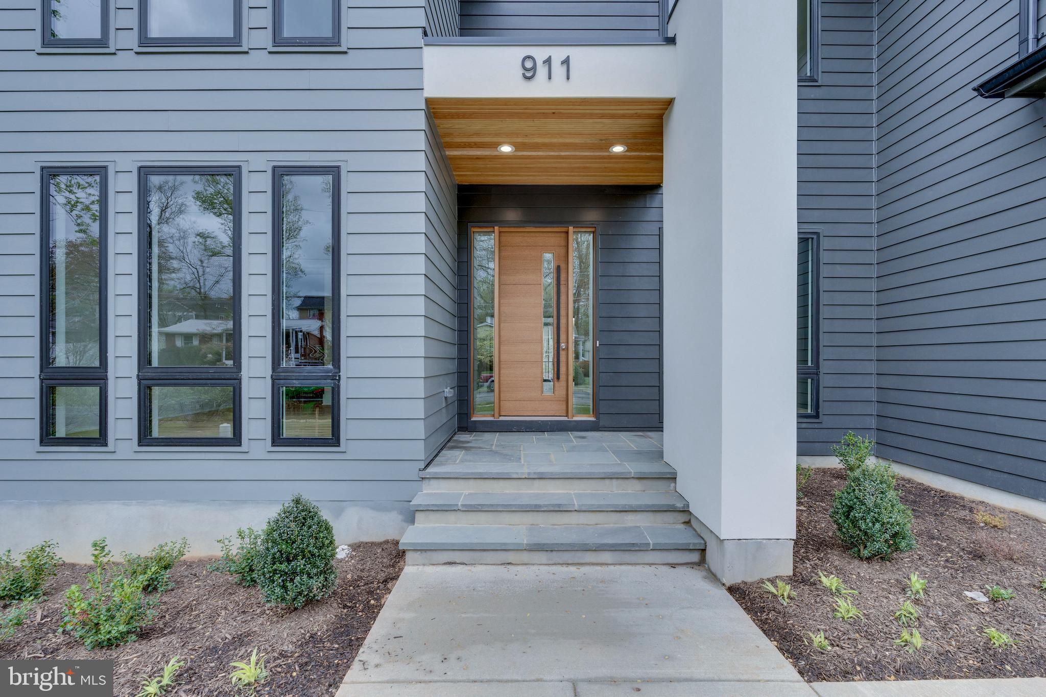 VIENNA WOODS - Residential